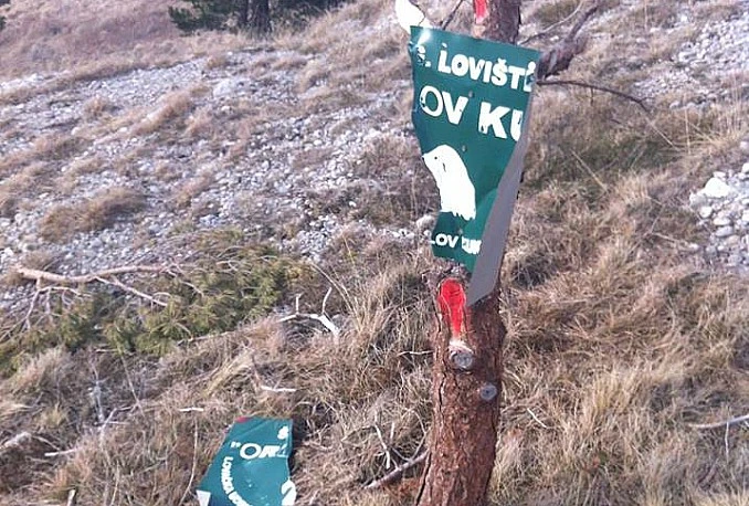 Tomislavgrad: Vandali uništili table lovišta