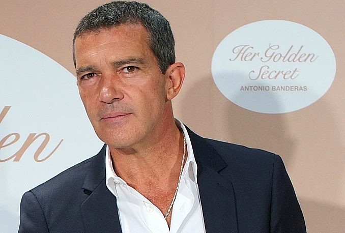 Banderas se oporavlja od srčanog udara