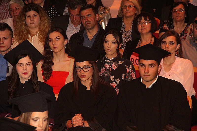 Dodijeljeno 270 diploma Fakulteta zdravstvenih studija u Mostaru