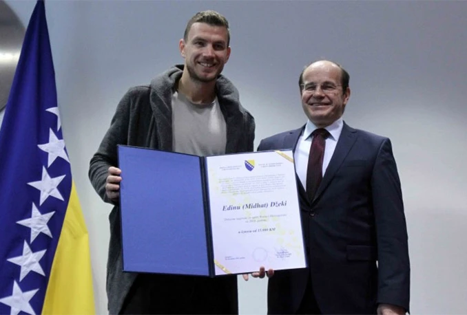 VIDEO | Džeko dobio Državnu nagradu za sport