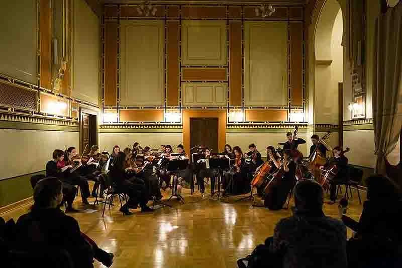 Koncert Gudačkog orkestra u MC Pavarotti