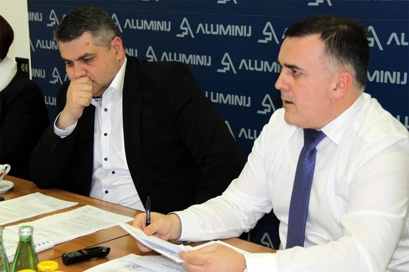 Aluminij pali novih 30 ćelija