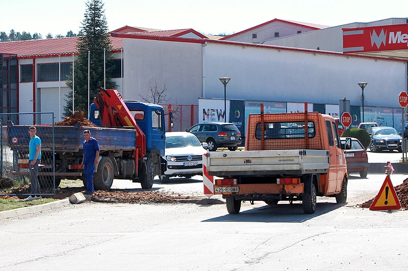 Široki Brijeg: Radovi kasne, kaos u prometu
