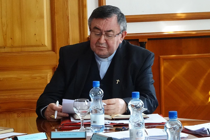 Vinko Puljić poručio Ratku Periću: Pozovite Papu u Mostar