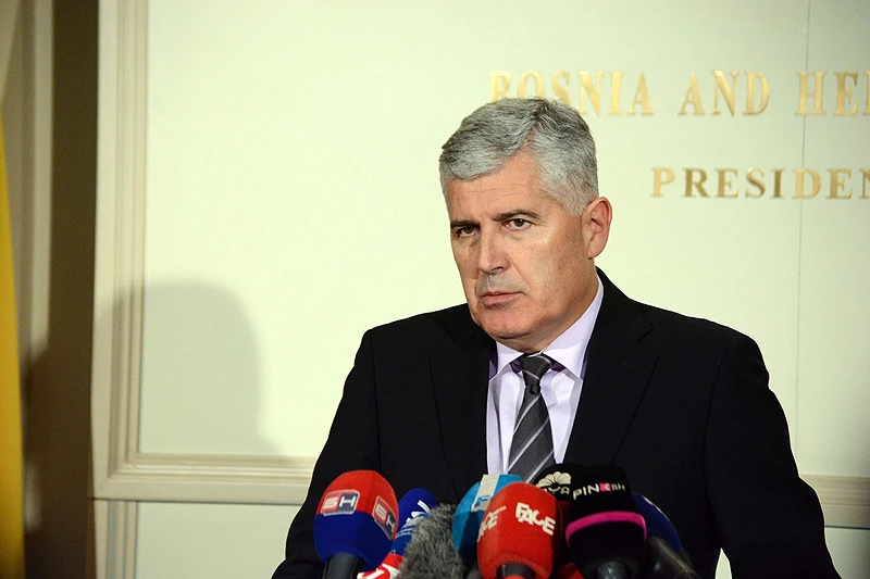 Ne zna se tko vlada