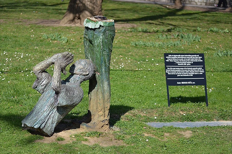 Hrvatski državljanin pušten na slobodu: Do oštećenja skulpture došlo slučajno 