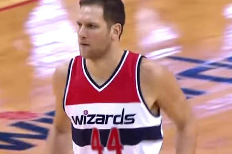 Precizni Bogdanović ubacio 19 poena u porazu Wizardsa