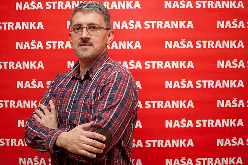 Tanović: Spas za mostarski aerodrom leži u novom rukovodstvu