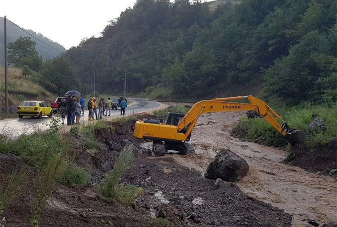 Aktivirana četiri klizišta na području Tuzlanske županije