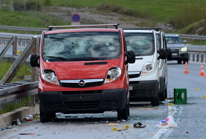 Nakon napada na Armadu kod Senja uhićeno pa pušteno 15 Torcidaša