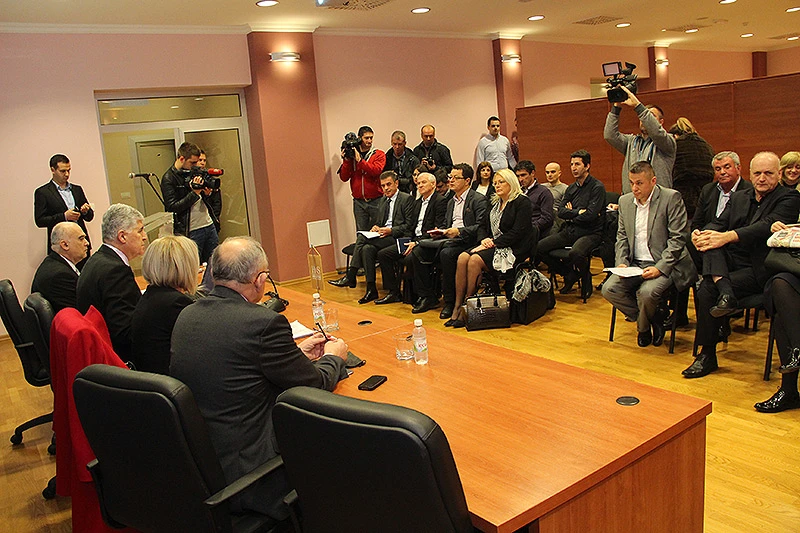 Tko je za, a tko protiv HDZ-ovog prijedloga o mijenjanju Izbornog zakona