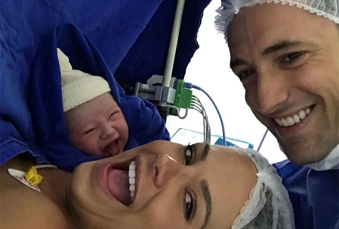 Ovo je definitivno najsretniji prvi obiteljski selfie