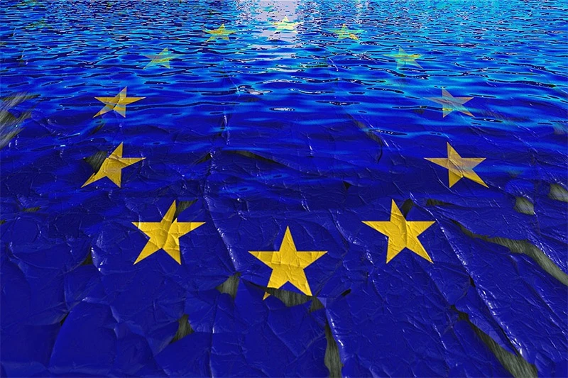 Agenda neprestano pada u sjenu političkih kriza