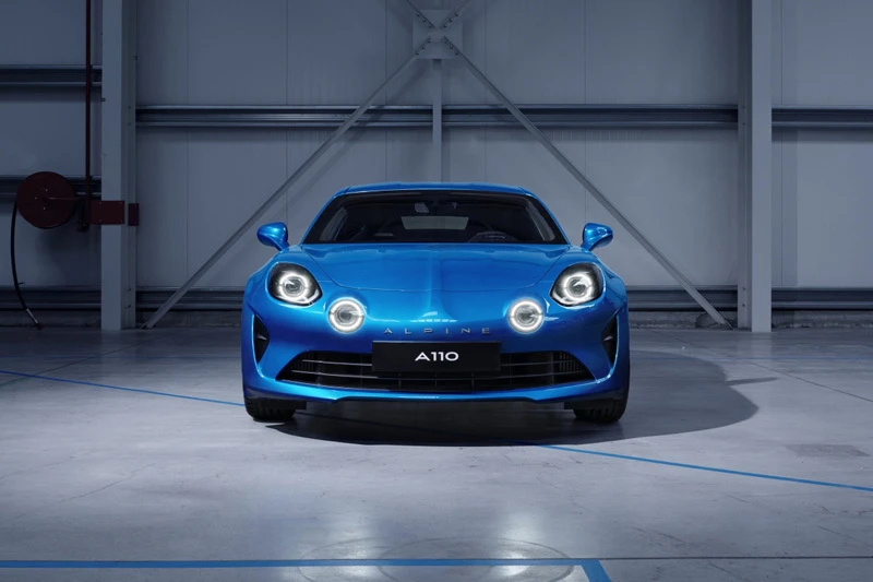 U Ženevi predstavljen legendarni coupe Alpine A110