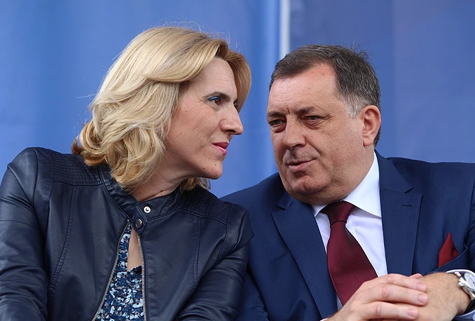 Izetbegovića staviti pod sankcije
