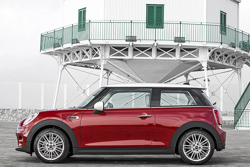 BMW seli proizvodnju Mini Morisa iz Britanije u Njemačku