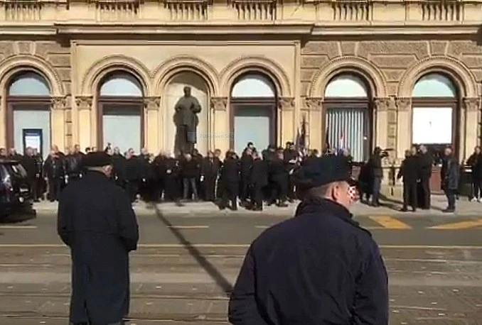 Marš podrške Donaldu Trumpu uz pozdrav 'Za dom spremni'
