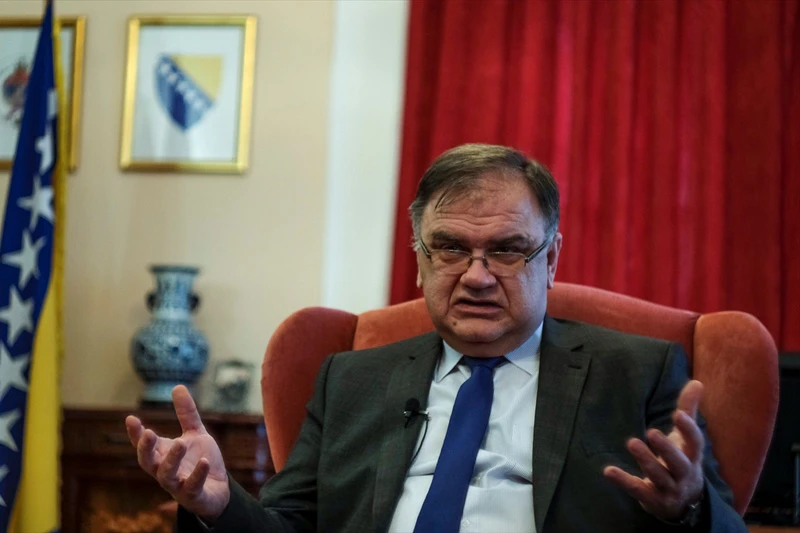 Ivanić i Čović potvrdili: Stigla pisma iz Haaga