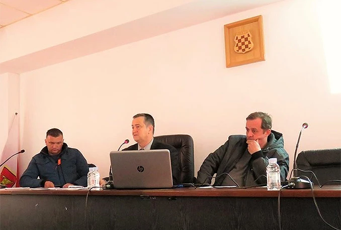 Pčelari će čuvati zemljopisno porijeklo meda "duvanjska planinska livada i vrisak"