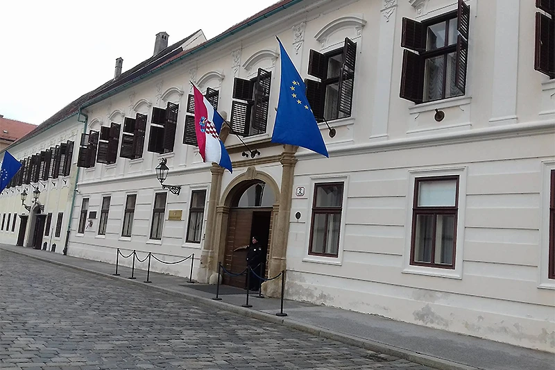 Revizija: Zagreb i Washington šute, u Moskvi i Beogradu bjesne