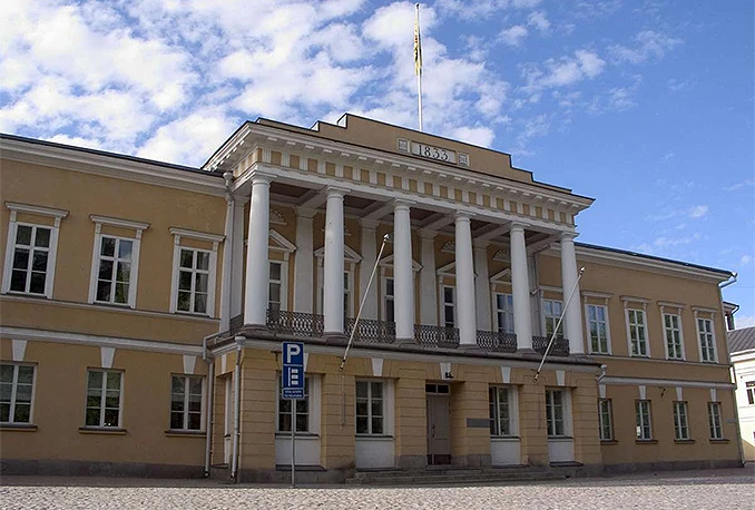 Finci traže 100.000 stranih studenata 