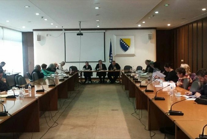 Parlamentarna skupština ne poštuje prijedloge manjina