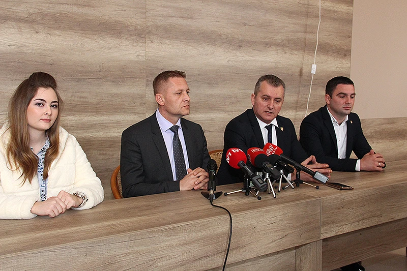 U slučaju otcjepljenja RS-a: HSS će tražiti Herceg-Bosnu