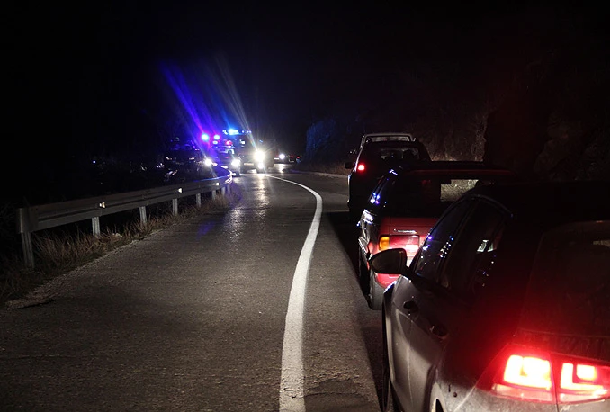 Kobilovača: Djevojci popriječili put i opljačkali je