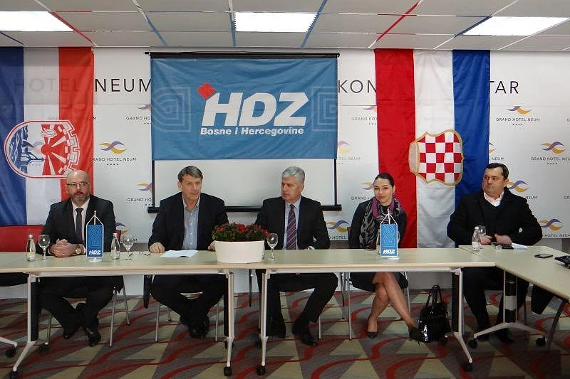 Čović u Neumu: Moramo krenuti sa izgradnjom ceste Stolac-Neum