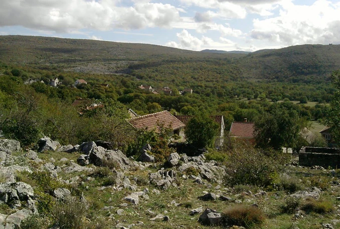 Pustoš u Podveležju: Stanovnici se ne vraćaju, djece nema....