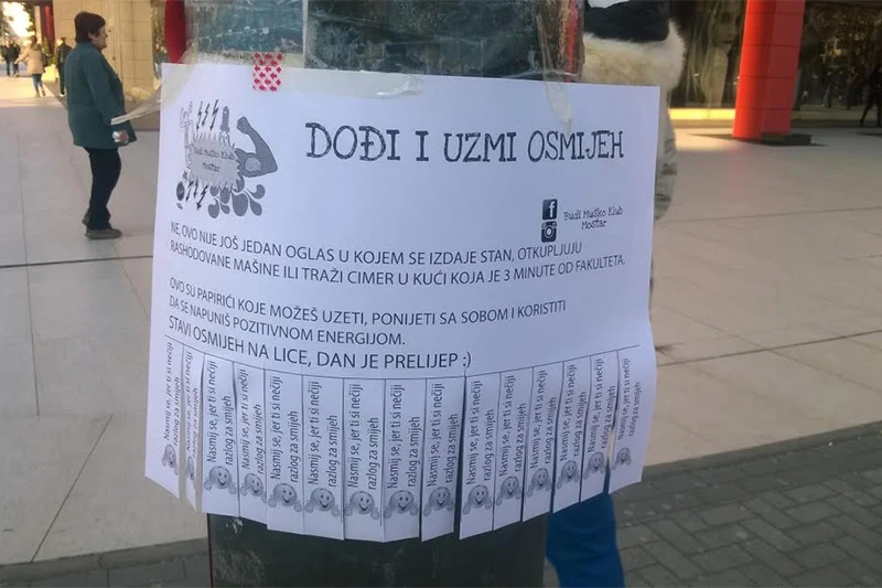 Pozitivni oglasi u Mostaru: 'Nasmij se, jer ti si nečiji razlog za smijeh!'
