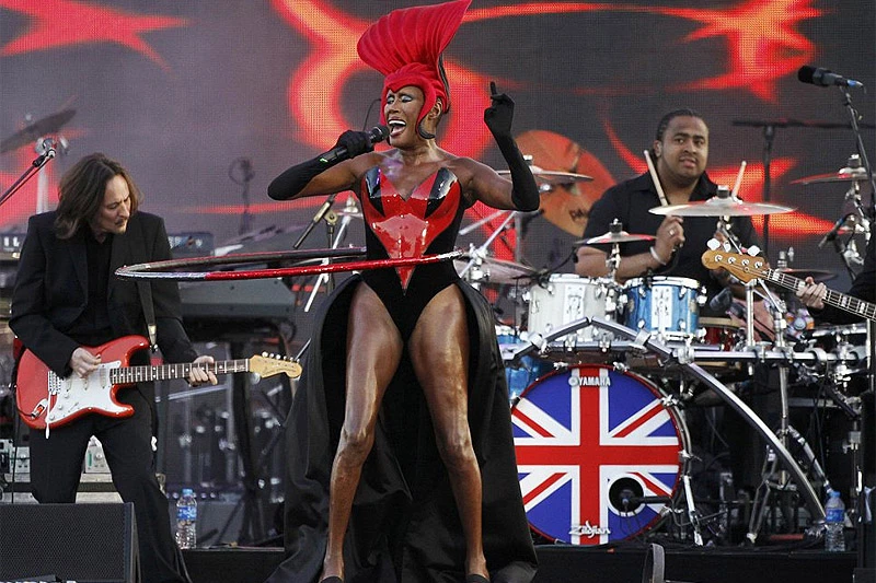 Grace Jones nastupa u Puli