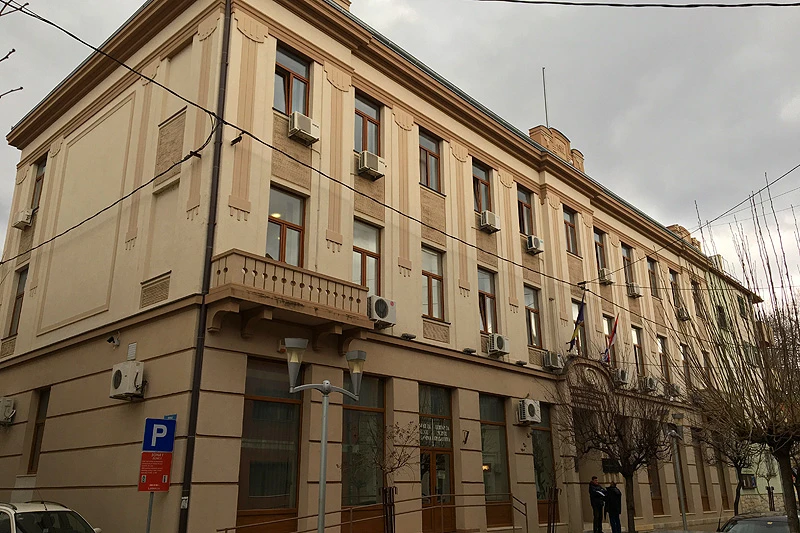 Trebinjski novinari ogorčeni: Moraju tražiti pismeno odobrenje za praćenje Vijeća