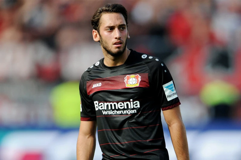 Turčin Hakan Calhanoglu kažnjen s četiri mjeseca zabrane igranja!