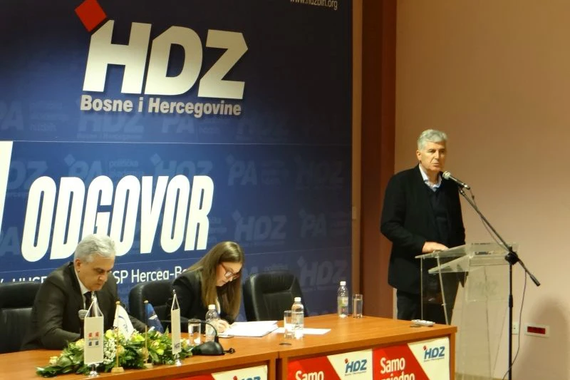 Čović s Bešlićem o Mostaru