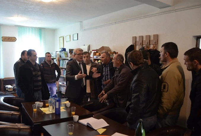 Kolegij SDA: Sankcionirati počinitelje napada na dužnosnike SDA u Srebrenici