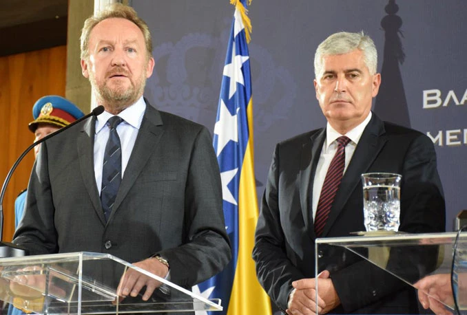 SDA ponavlja: Trećeg neće biti