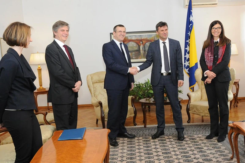 Novalić pred Europljanima najavio usvajanje Zakona o MIO