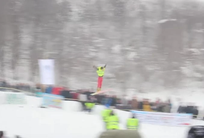 VIDEO | Održani ski-skokovi u selu kod Bihaća