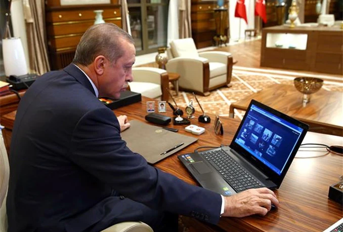 Turski parlament odobrio širenje Erdoganovih ovlasti