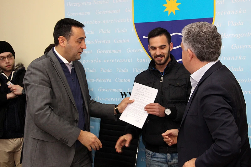 Potpisani ugovori: Vlada HNŽ subvencionira 1550 studenata