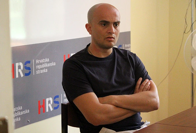 Republikanci očitali bukvicu Inzku