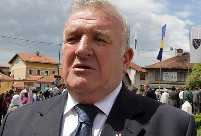 Dudaković: Svaki Bošnjak sa 17 godina mora biti spreman na rat?!