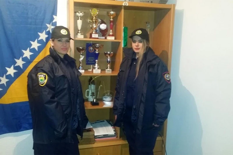 Kako to izgleda biti žena vatrogasac