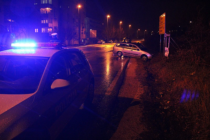 Mostar: Sudar dva automobila na magistrali