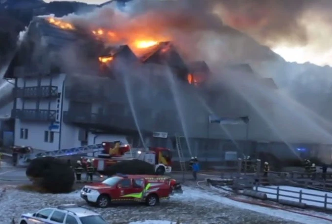 VIDEO | Požar uništio hotel u Bohinju, šteta oko dva milijuna eura