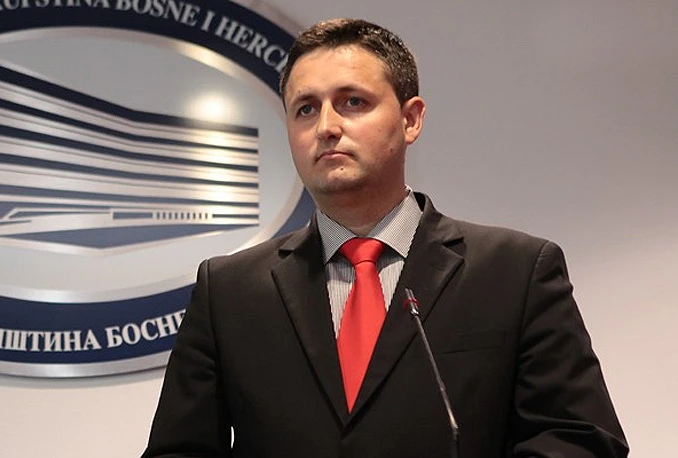 Bećirović pisao Nikoliću: Ne budite četnički vojvoda