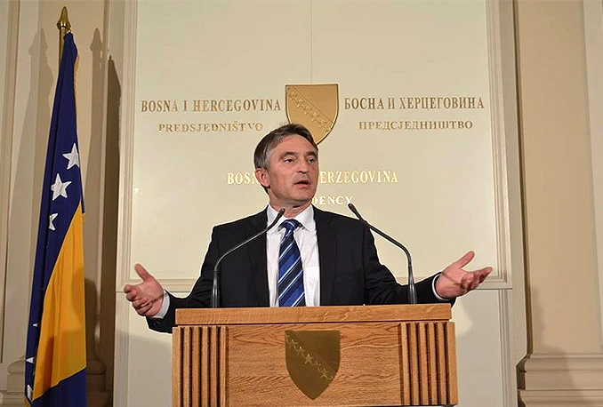 Komšić: SDA u vlasti traži suučesnika koji će biti krivac za ono što oni rade