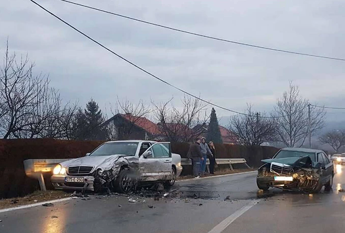 Mostar-Čitluk: U sudaru dva vozila ozlijeđene tri osobe