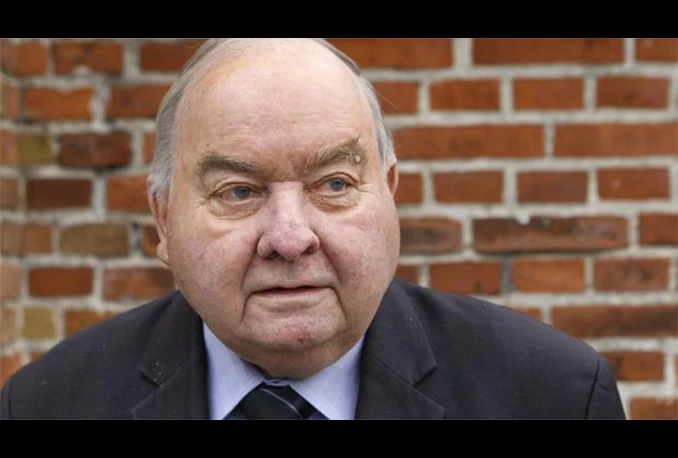 Umro tvorac eura, Danac Henning Christophersen